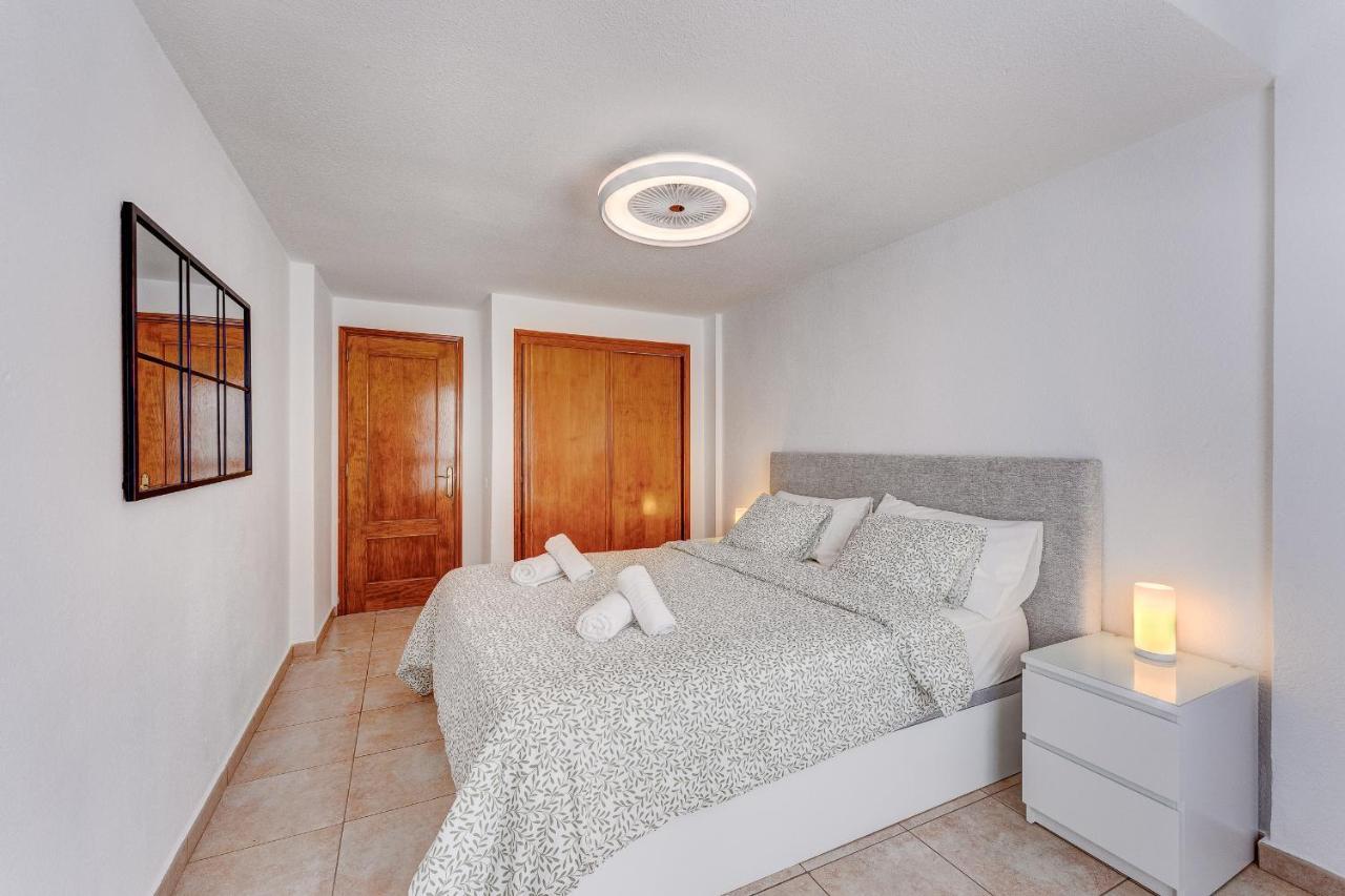 Pretty 1B Apartment In Diamantes 2, Heated Pool Los Cristianos  Extérieur photo